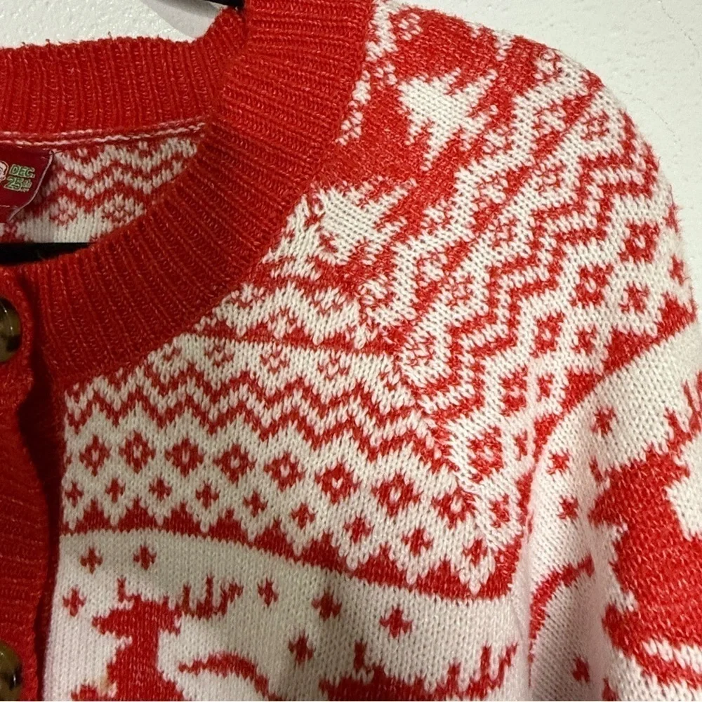 Dec. 25th red/white Christmas holiday cardigan. Sz L. Preowned. Like new.